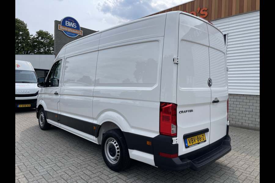 Volkswagen Crafter 35 2.0 TDI 140pk L3H3 ( voorheen L2H2 ) Comfortline / vaste prijs rijklaar € 20.950 ex btw / bpm vrij / euro 6 diesel / airco / cruise / geveerde chauffeurs stoel / nette bus !