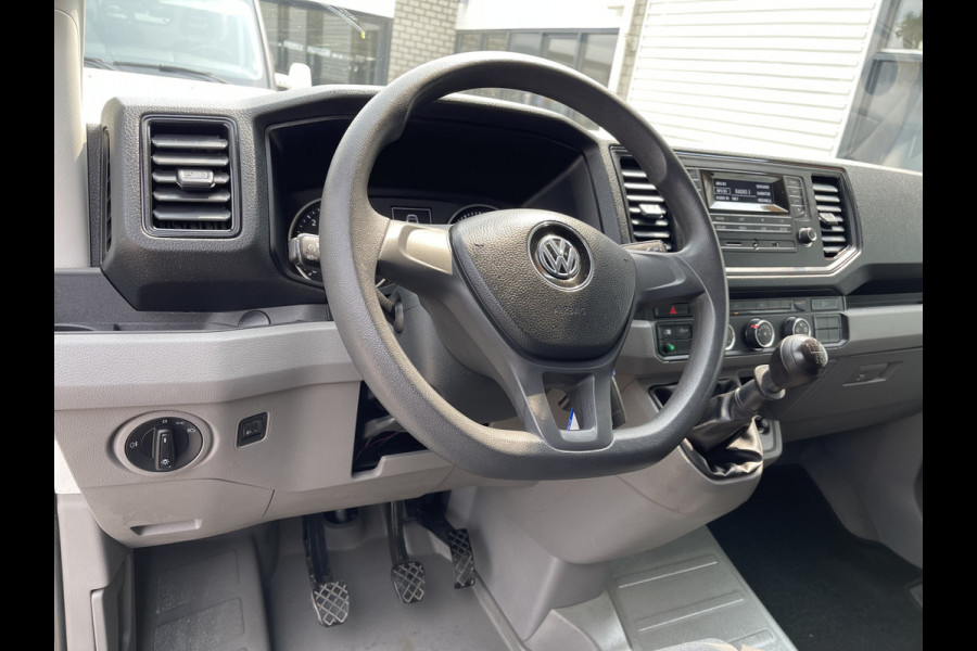 Volkswagen Crafter 35 2.0 TDI 140pk L3H3 ( voorheen L2H2 ) Comfortline / vaste prijs rijklaar € 20.950 ex btw / bpm vrij / euro 6 diesel / airco / cruise / geveerde chauffeurs stoel / nette bus !