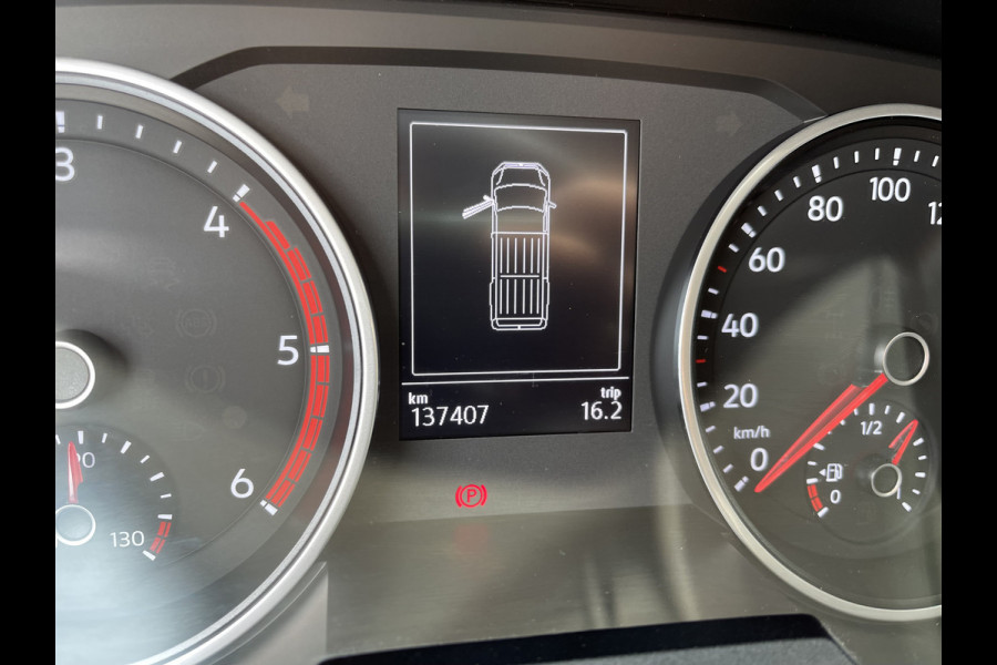 Volkswagen Crafter 35 2.0 TDI 140pk L3H3 ( voorheen L2H2 ) Comfortline / vaste prijs rijklaar € 20.950 ex btw / bpm vrij / euro 6 diesel / airco / cruise / geveerde chauffeurs stoel / nette bus !