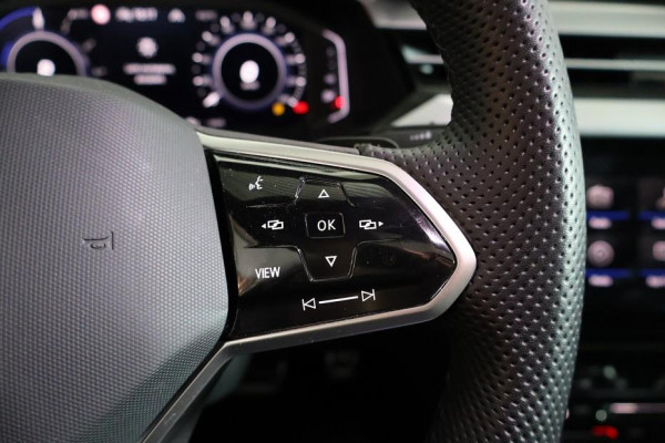 Volkswagen Arteon 1.4 TSI eHybrid R-Line Business+ LEDEREN SPORTSTOELEN/PANORAMADAK/CAMERA/19" VELGEN