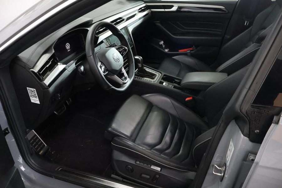 Volkswagen Arteon 1.4 TSI eHybrid R-Line Business+ LEDEREN SPORTSTOELEN/PANORAMADAK/CAMERA/19" VELGEN