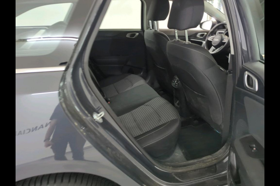 Kia Ceed Sportswagon 1.0 T-GDi DynamicLine NL AUTO | CAMERA | NAVI | VELGEN ! 2DE PINKSTERDAG GEOPEND VAN 10:00 UUR T/M 17:00 UUR