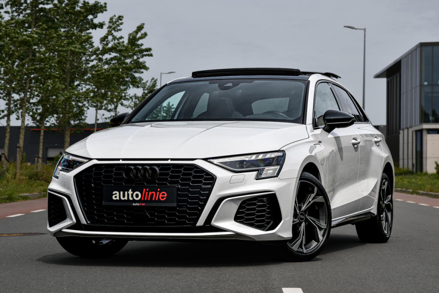 Audi A3 Sportback 40 TFSI e S-Line. Pano, ACC, HUD, Keyless, Camera, Matrix, CarPlay!