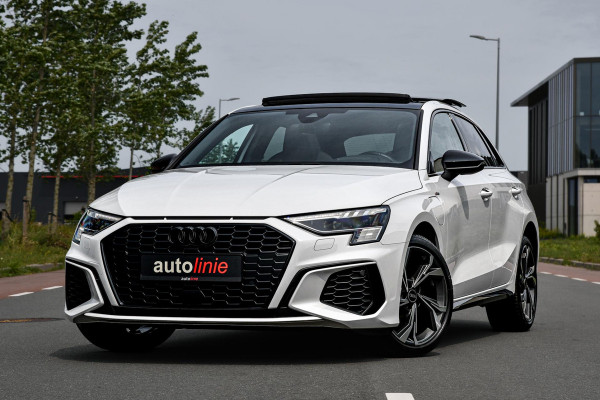 Audi A3 Sportback 40 TFSI e S-Line. Pano, ACC, HUD, Keyless, Camera, Matrix, CarPlay!