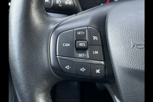 Ford FOCUS Wagon 1.0 EcoB. Titanium BUSINESS! WINTERPACK! CARPLAY!