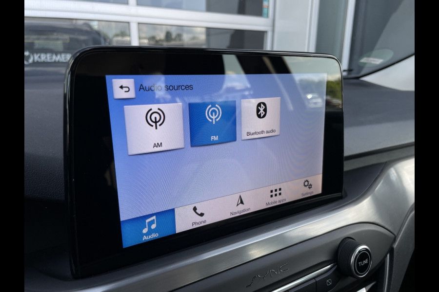 Ford FOCUS Wagon 1.0 EcoB. Titanium BUSINESS! WINTERPACK! CARPLAY!