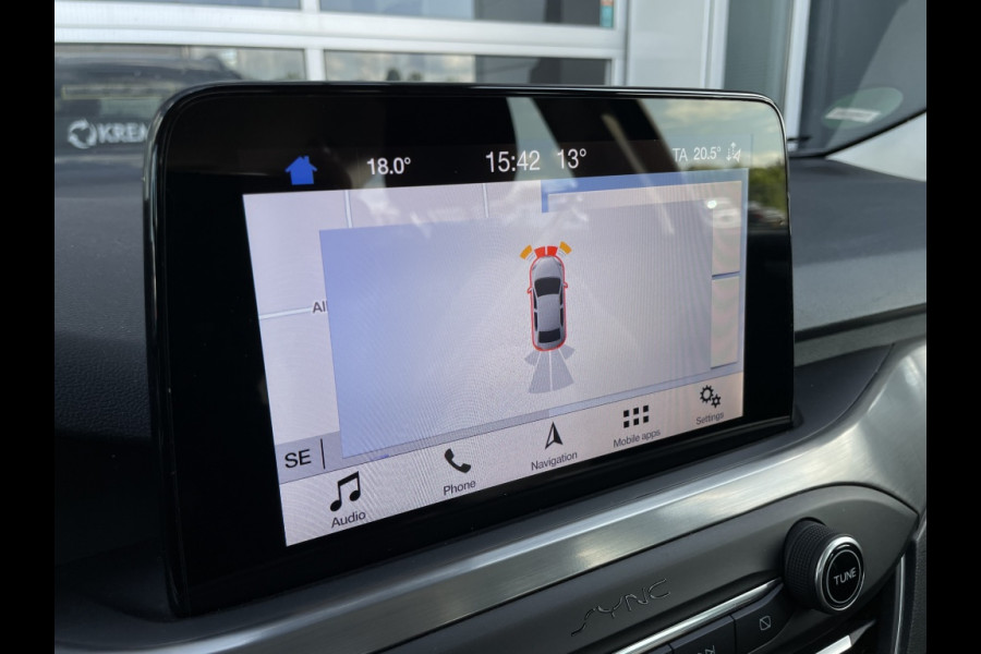 Ford FOCUS Wagon 1.0 EcoB. Titanium BUSINESS! WINTERPACK! CARPLAY!