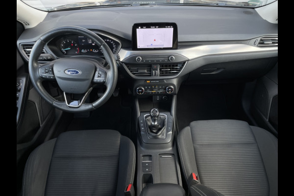 Ford FOCUS Wagon 1.0 EcoB. Titanium BUSINESS! WINTERPACK! CARPLAY!