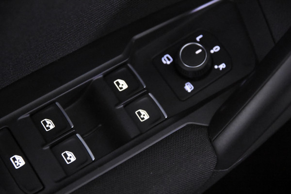 Volkswagen Tiguan Allspace 1.5 TSI Comfortline DSG *1ste Eigenaar*Navigatie*Stoelverwarming*