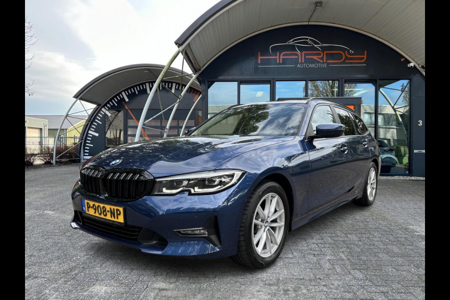 BMW 3 Serie Touring 318i Business Edition Digi Dash Sportstoelen 1e EIG NL-Auto Rijklaarprijs!