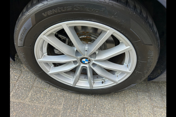 BMW 3 Serie Touring 318i Business Edition Digi Dash Sportstoelen 1e EIG NL-Auto Rijklaarprijs!