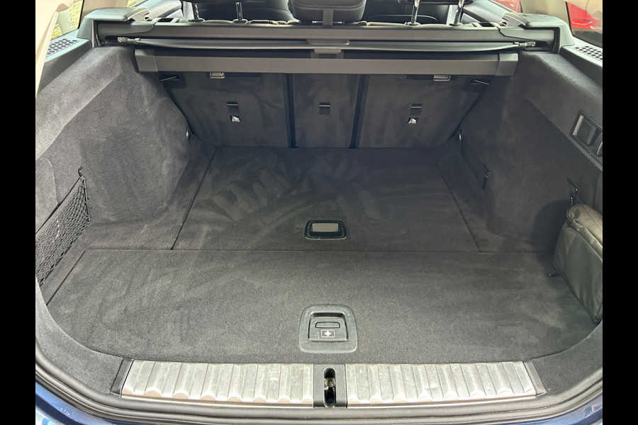 BMW 3 Serie Touring 318i Business Edition Digi Dash Sportstoelen 1e EIG NL-Auto Rijklaarprijs!