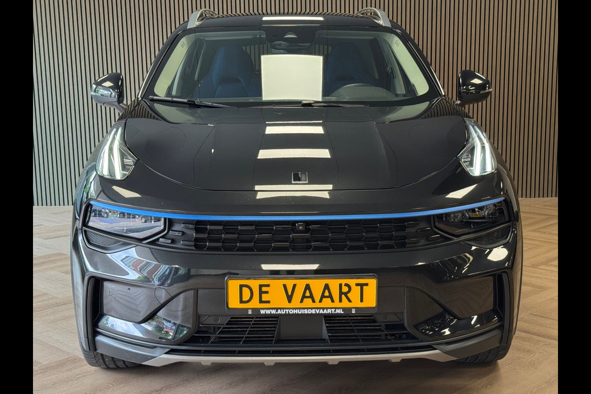 Lynk & Co 01 1.5 AUT. PLUG-IN HYBRIDE PANORAMADAK AIRCO CAMERA CRUISE PDC STOELVERWARMING APPLE CARPLAY Lynk & Co 01 1.5 AUT. PLUG-IN HYBRIDE PANORAMADAK AIRCO CAMERA CRUISE PDC STOELVERWARMING APPLE CARPLAY
