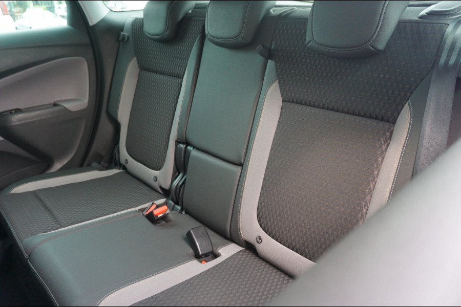 Opel Crossland X 110PK Innovation NAVI | CAMERA | KEYLESS | TREKHAAK | ORG. NL!
