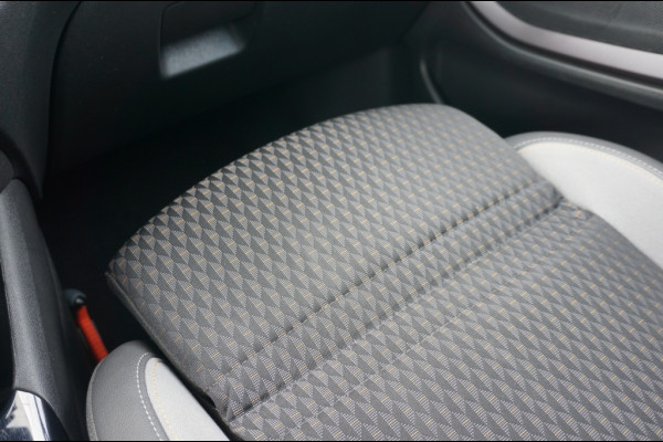 Opel Crossland X 110PK Innovation NAVI | CAMERA | KEYLESS | TREKHAAK | ORG. NL!