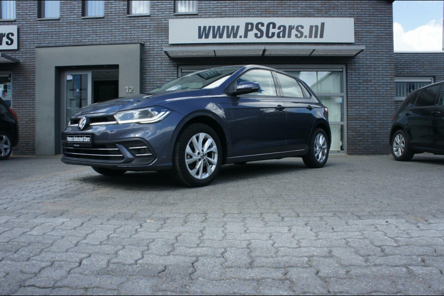 Volkswagen Polo 1.0 TSI 110pk DSG Acc|Camera|CarPlay|IQ_Light|Navi|Stoelverw