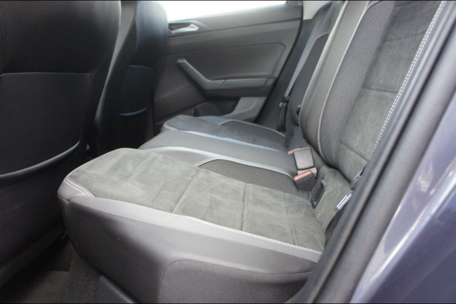 Volkswagen Polo 1.0 TSI 110pk DSG Acc|Camera|CarPlay|IQ_Light|Navi|Stoelverw