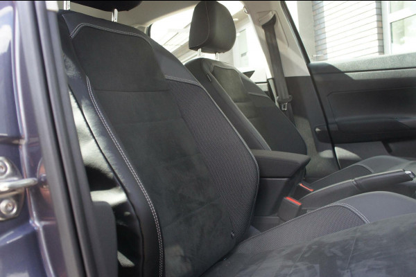 Volkswagen Polo 1.0 TSI 110pk DSG Acc|Camera|CarPlay|IQ_Light|Navi|Stoelverw