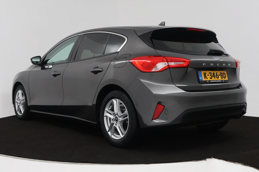 Ford Focus 1.0 EcoBoost Trend Edition Business (NAVIGATIE, CAMERA, STUUR-/STOELVERWARMING, AUTO INPARKEREN)