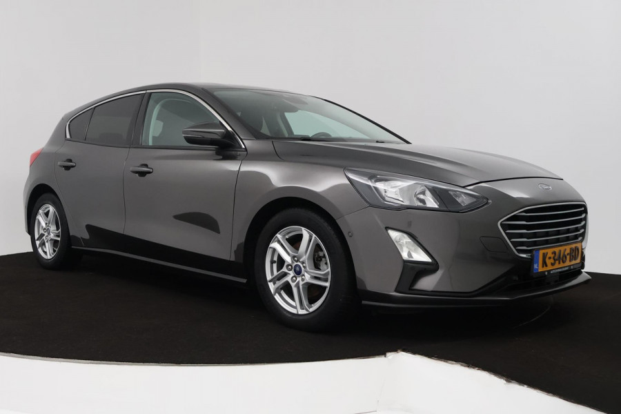 Ford Focus 1.0 EcoBoost Trend Edition Business (NAVIGATIE, CAMERA, STUUR-/STOELVERWARMING, AUTO INPARKEREN)