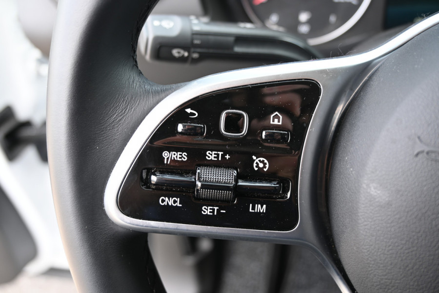 Mercedes-Benz Citan 110 CDI L1 Pro 3 Zitplaatsen, MBUX, Stoelverwarming