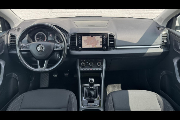 Škoda Karoq 1.0 TSI Style Camera Clima Cruise Trekhaak Inductie laden Navigatie Keyless