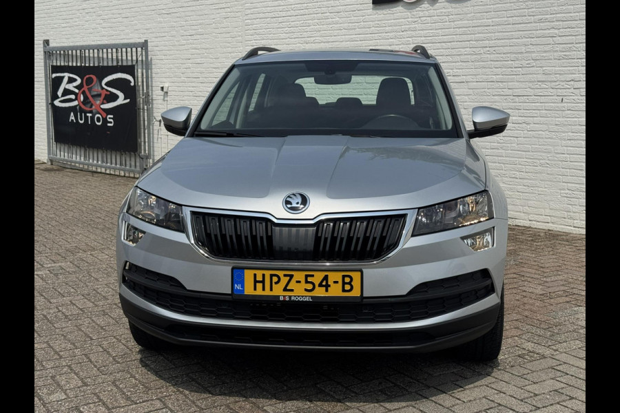 Škoda Karoq 1.0 TSI Style Camera Clima Cruise Trekhaak Inductie laden Navigatie Keyless