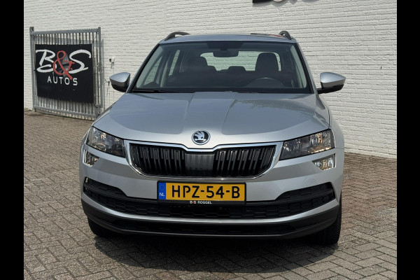 Škoda Karoq 1.0 TSI Style Camera Clima Cruise Trekhaak Inductie laden Navigatie Keyless