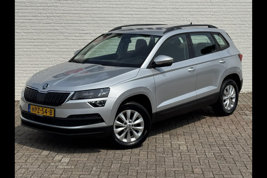 Škoda Karoq 1.0 TSI Style Camera Clima Cruise Trekhaak Inductie laden Navigatie Keyless