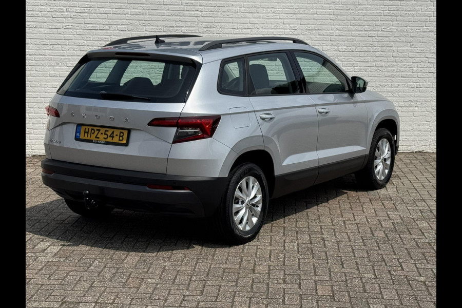Škoda Karoq 1.0 TSI Style Camera Clima Cruise Trekhaak Inductie laden Navigatie Keyless
