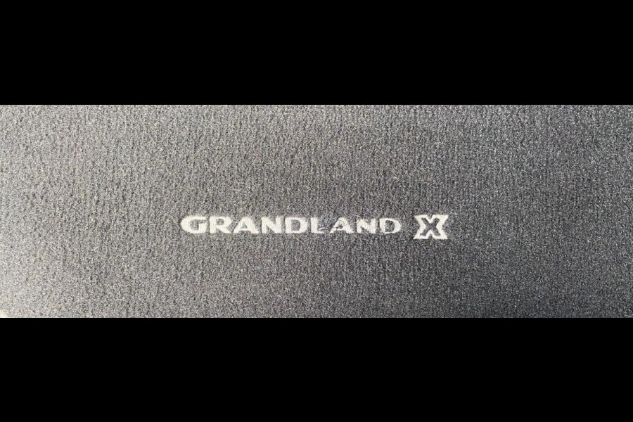 Opel Grandland X 1.2 Turbo Innovation/ Camera/ Carplay/ Half leder