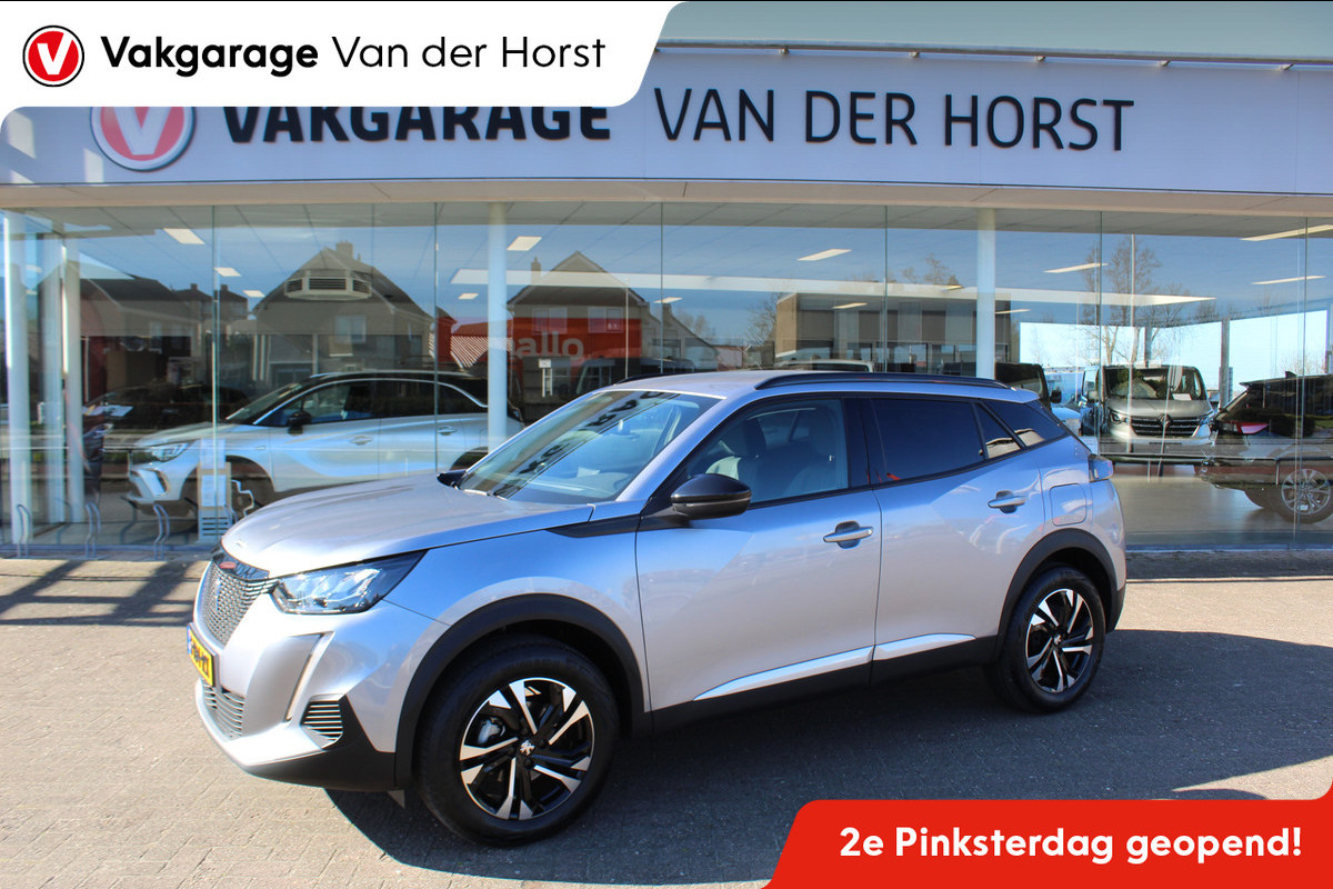 Peugeot 2008 1.2-130pk PureTech Allure AUTOMAAT. , Hoge zit Zo goed als nieuw, slechts 7.500km ! Navigatie, airco, telefoonvoorb. metallic lak, LM wielen, Isofix, Apple Carplay/Android auto etc, etc. Peugeot 2008 1.2-130pk PureTech Allure AUTOMAAT. , Hoge zit Zo goed als nieuw, slechts 7.500km ! Navigatie, airco, telefoonvoorb. metallic lak, LM wielen, Isofix, Apple Carplay/Android auto etc, etc.