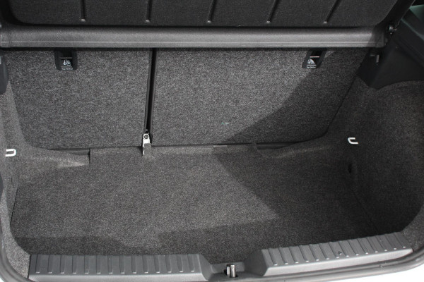 Seat Ibiza 1.0 TSI 110 pk Automaat FR | Navigatie Apple Carplay/Android Auto Adaptive Cruise Control Stoelverwarming Full LED Parkeersensoren Camera Virtual Cockpit Keyless Go