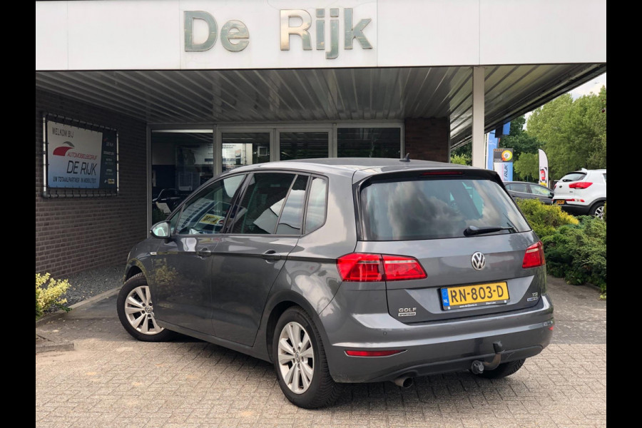Volkswagen Golf Sportsvan 1.0 TSI Comfortline | Navi, PDC, Cruise, Climate, Apple Carplay/Android Auto, Trekhaak | Dealeroh. | NAP