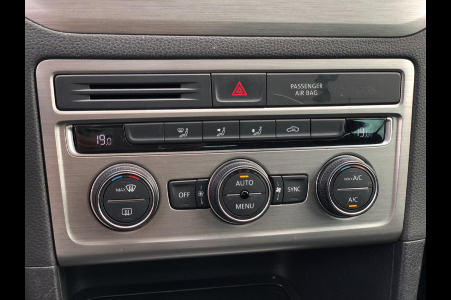 Volkswagen Golf Sportsvan 1.0 TSI Comfortline | Navi, PDC, Cruise, Climate, Apple Carplay/Android Auto, Trekhaak | Dealeroh. | NAP