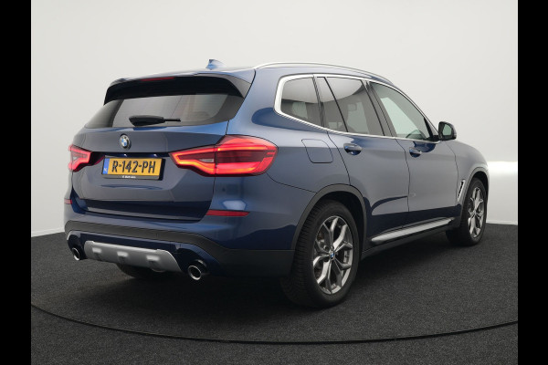 BMW X3 xDrive30e X Line Plug In Hybrid 293pk PHEV | Trekhaak af Fabriek | Adaptive Cruise | Apple Carplay | Sportstoelen Verwarmd | 19"L.M | Sfeerverlichting | Navi Full Map |