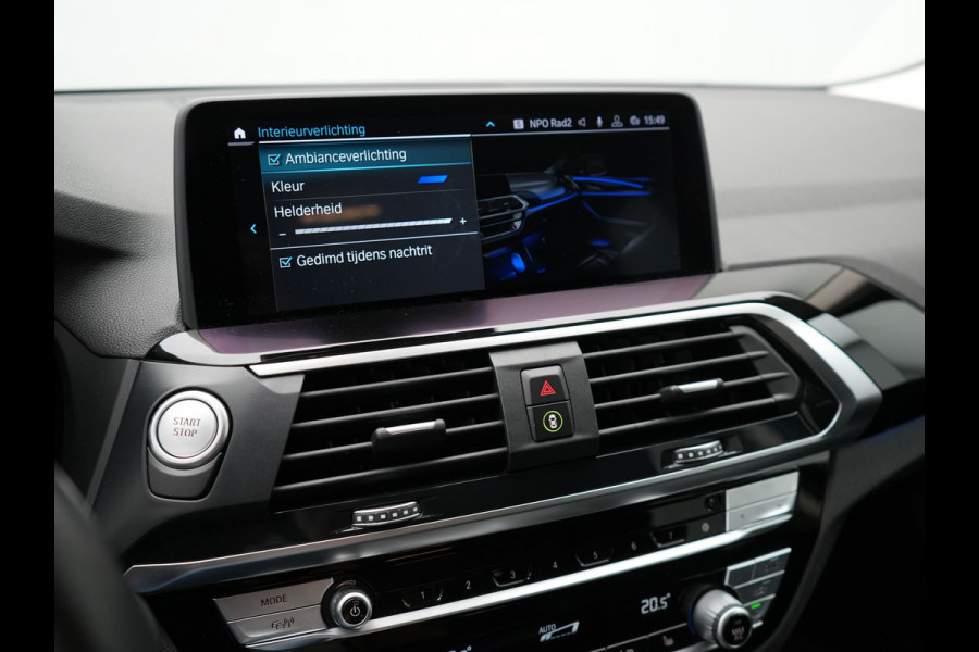 BMW X3 xDrive30e X Line Plug In Hybrid 293pk PHEV | Trekhaak af Fabriek | Adaptive Cruise | Apple Carplay | Sportstoelen Verwarmd | 19"L.M | Sfeerverlichting | Navi Full Map |