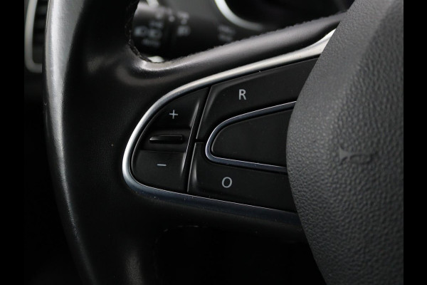 Renault Mégane 1.3 TCe Bose | Automaat | Camera | Half leder | Carplay | Navigatie | Keyless | Climate control | Dodehoek detectie | Cruise control