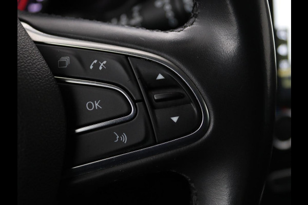 Renault Mégane 1.3 TCe Bose | Automaat | Camera | Half leder | Carplay | Navigatie | Keyless | Climate control | Dodehoek detectie | Cruise control