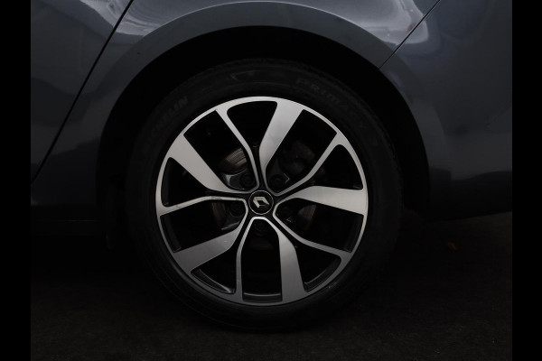 Renault Mégane 1.3 TCe Bose | Automaat | Camera | Half leder | Carplay | Navigatie | Keyless | Climate control | Dodehoek detectie | Cruise control