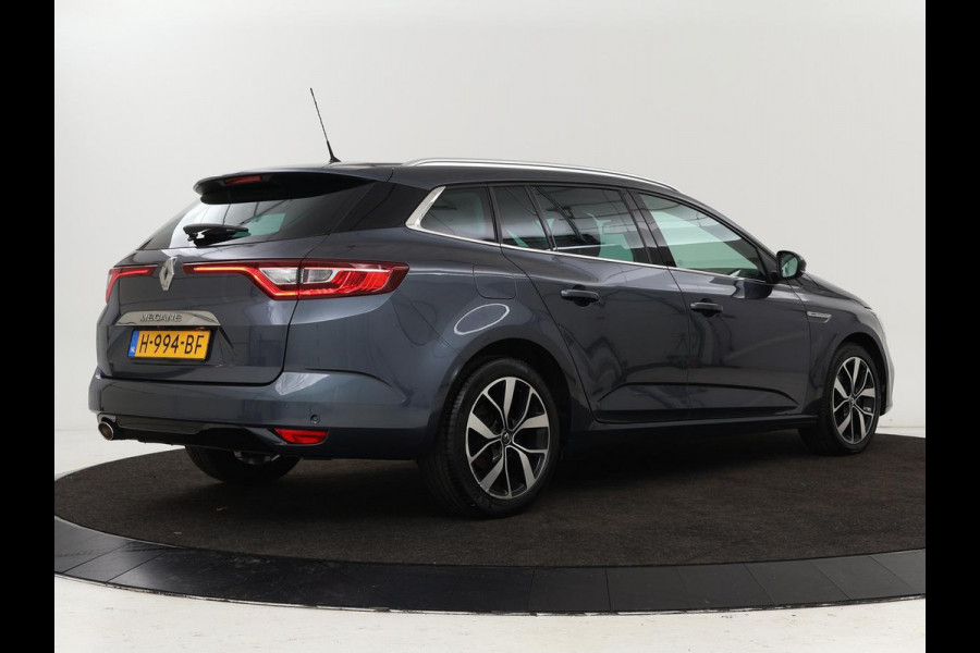 Renault Mégane 1.3 TCe Bose | Automaat | Camera | Half leder | Carplay | Navigatie | Keyless | Climate control | Dodehoek detectie | Cruise control