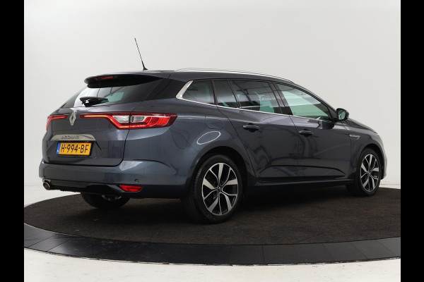 Renault Mégane 1.3 TCe Bose | Automaat | Camera | Half leder | Carplay | Navigatie | Keyless | Climate control | Dodehoek detectie | Cruise control