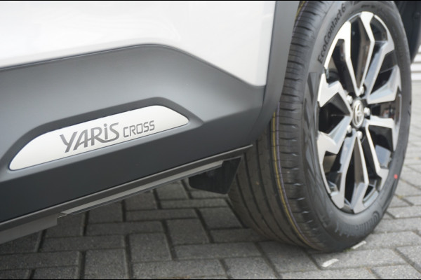 Toyota Yaris Cross 1.5 Hybr 130 Pk Teamplayer 15 JR GARANTIE | NIEUW | WINTERPACK