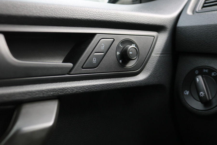 Volkswagen Caddy 1.0 TSI L2 H1 Maxi Airco Navigatie Trekhaak 2x Schuifdeur