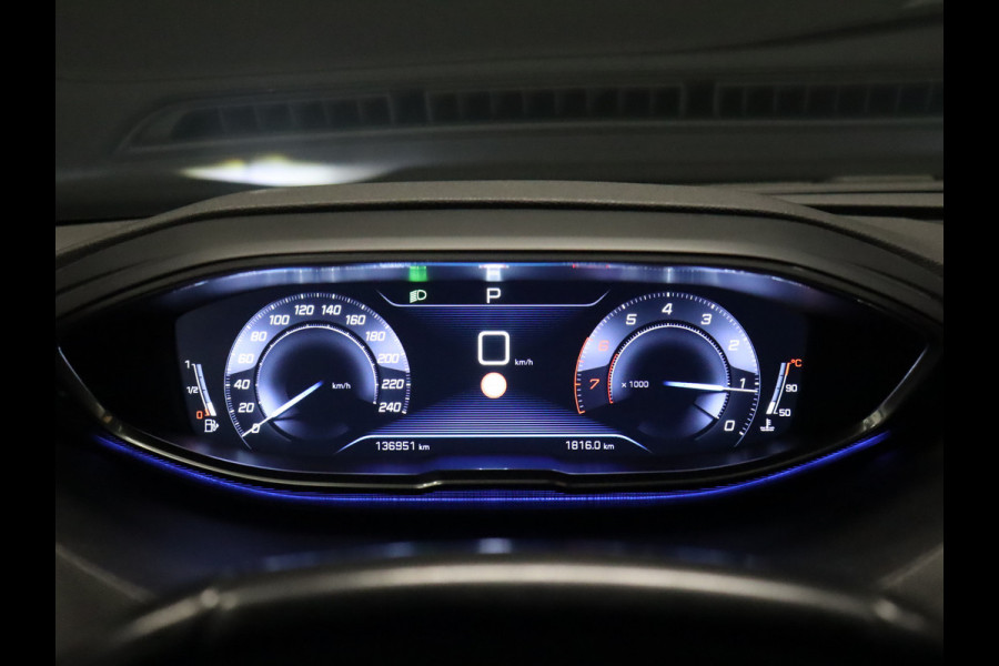 Peugeot 5008 1.2 PureTech Allure 7-Pers 7P [APPLE CARPLAY, ANDROID, CAMERA, HILL DESCENT, OFFROAD MODES, STOELVERWARMING, CRUISE, NAVI, NIEUWSTAAT]