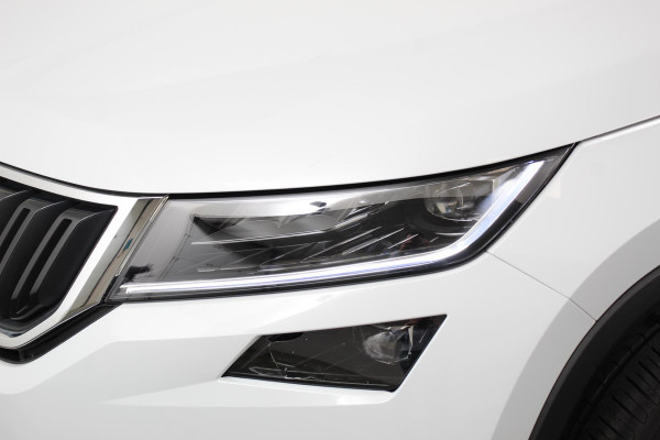 Škoda Kodiaq 1.5 TSI DSG Ambition 7 persoons | Navigatie | Climate Control | Cruise control adaptief | Digitaal dashboard | Camera | Parkeer sensoren | Lichtmetalen Velgen
