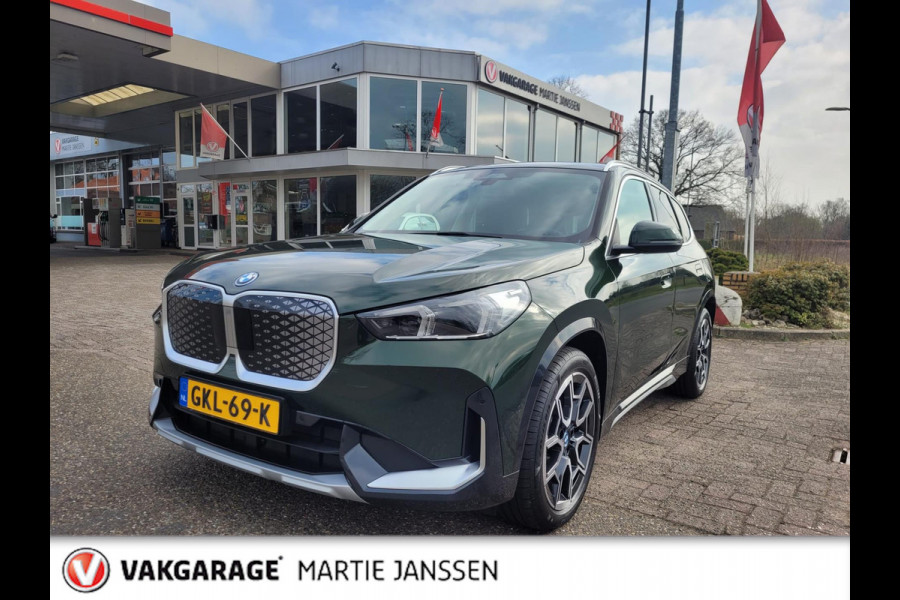 BMW iX1 XDrive30 67 kWh