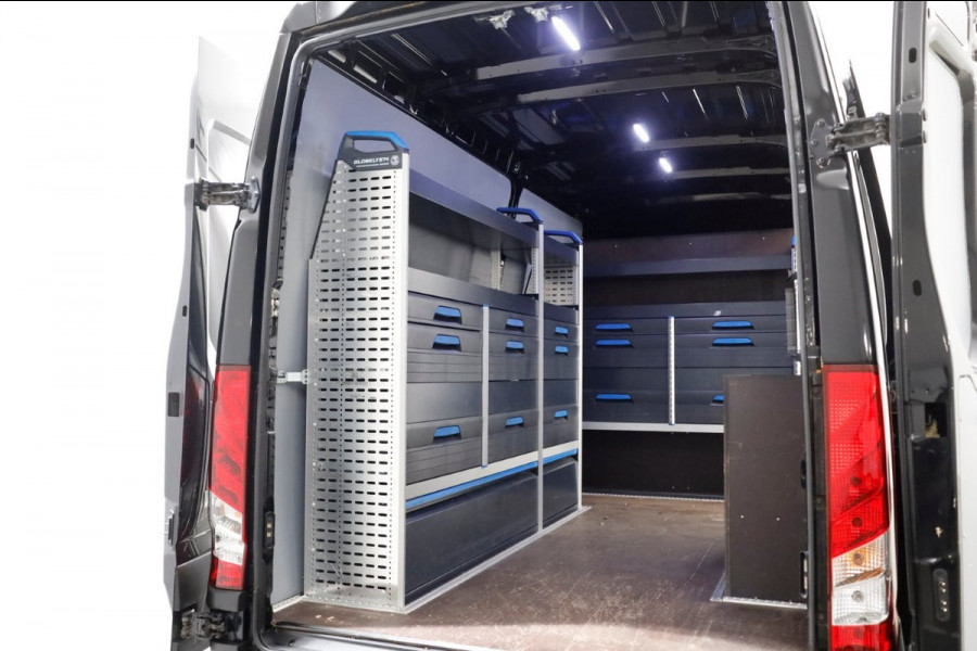 Iveco Daily 40C18 3.0 180pk L2H2 HiMatic Automaat LED/Inrichting/Trekhaak 3500kg 03-2021