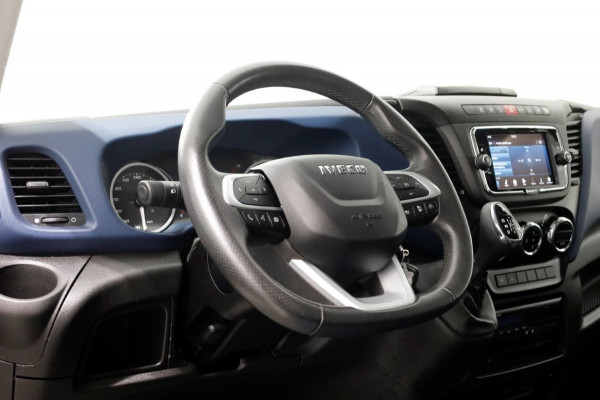 Iveco Daily 40C18 3.0 180pk L2H2 HiMatic Automaat LED/Inrichting/Trekhaak 3500kg 03-2021