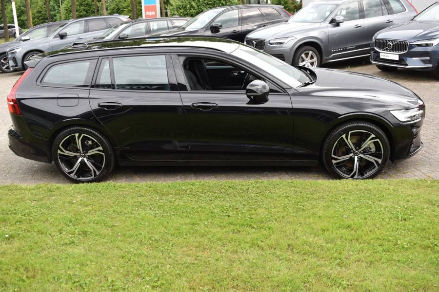 Volvo V60 T6 350 PK Plug-in hybrid AWD Plus Dark ACC | Camera | 19 Inch | Leer | Elec Stoel | Apple Car Play \ Google infotainment